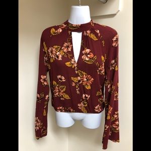 🎊🎊Host Pick🎊🎊Chloe & Katie top